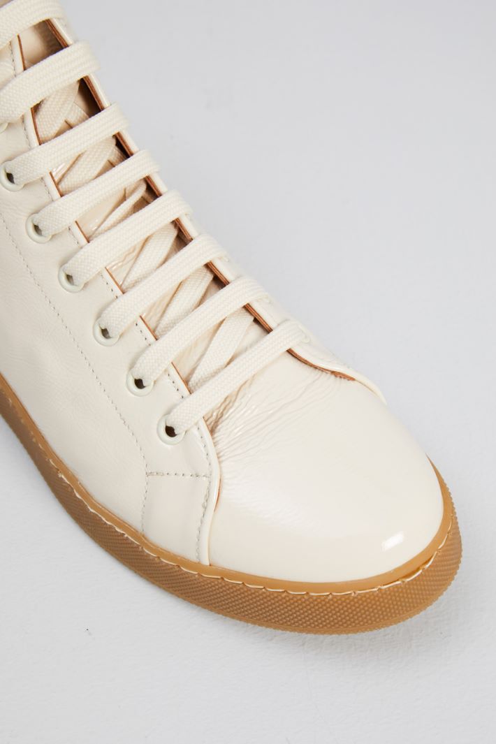 High patent sneakers Intrend - 4