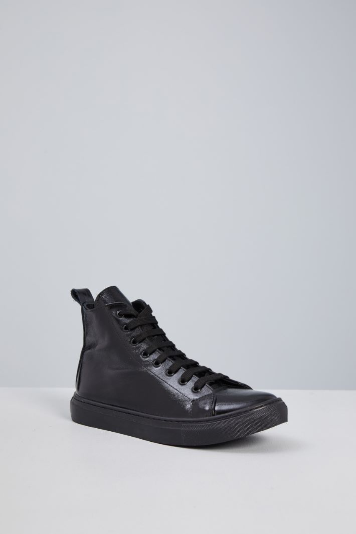 High patent sneakers Intrend - 2