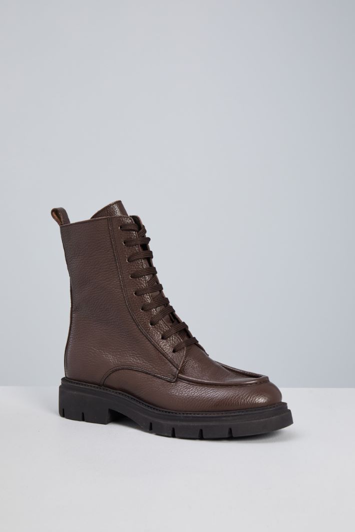 Botas militares de piel martillada Intrend - 2