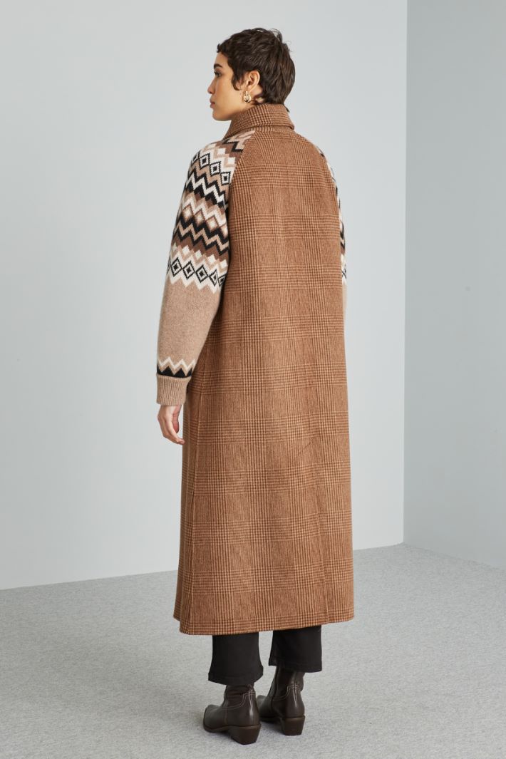 Coat with knitted sleeves Intrend - 2