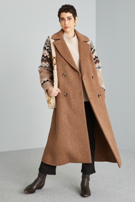 Coat with knitted sleeves Intrend