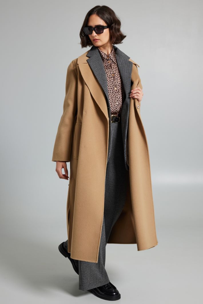 Long coat in cloth fabric Intrend