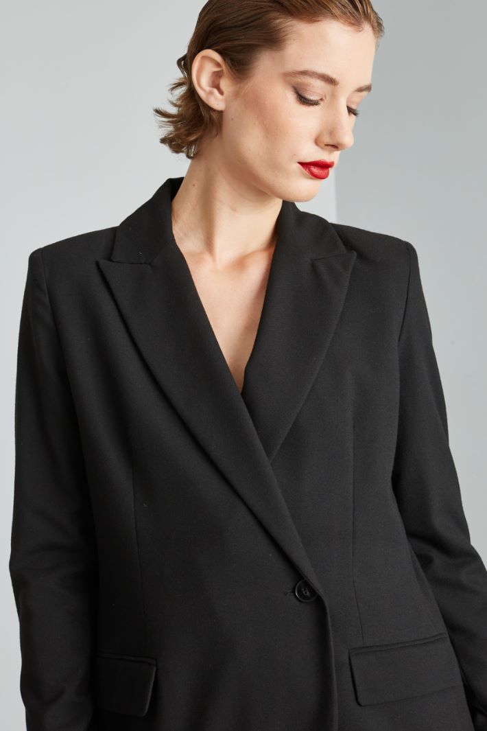 Blazer with asymmetrical button closure Intrend - 4