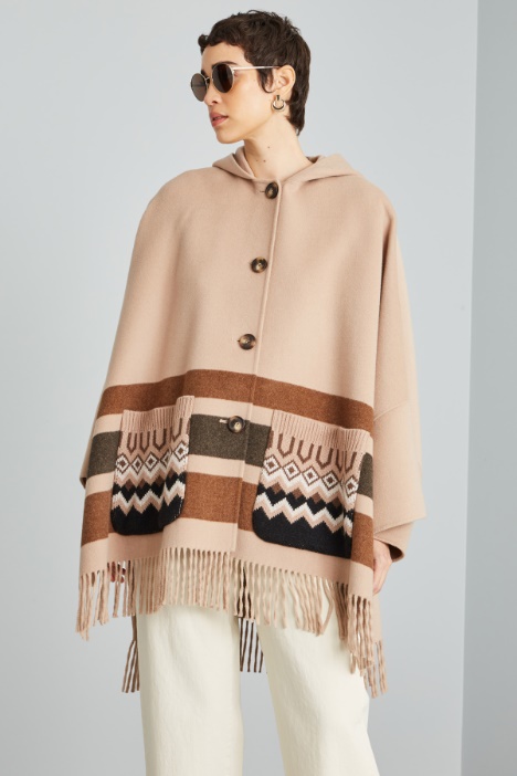 Giaccone con tasche in maglia