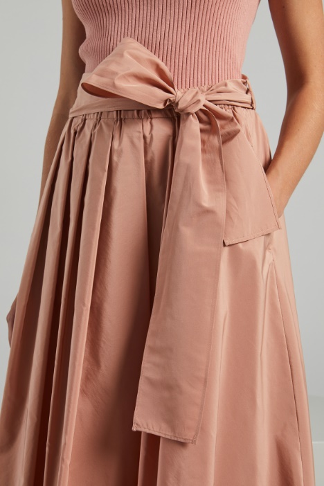 Gonna ampia in taffetà