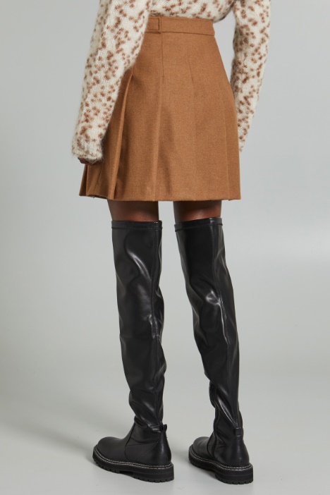 Gonna a pieghe in flanella