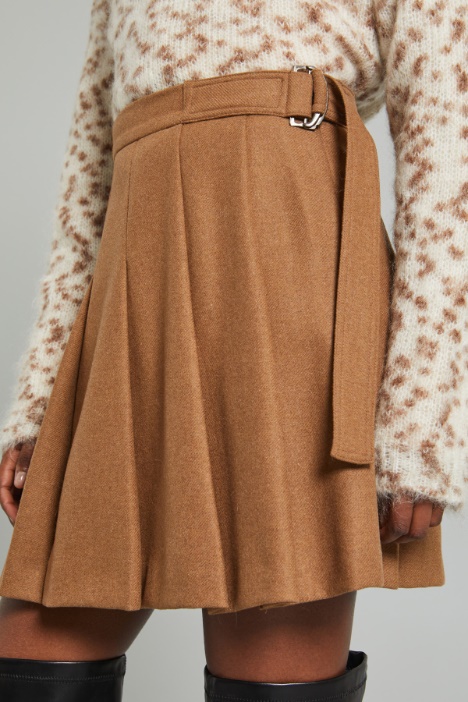 Gonna a pieghe in flanella