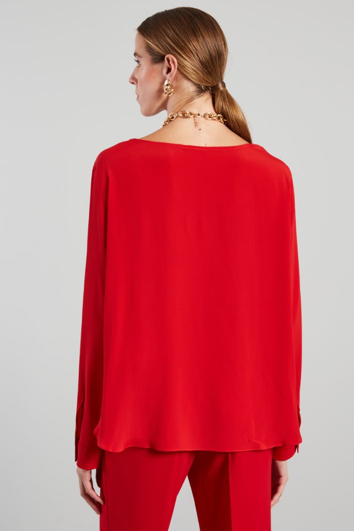 Asymmetric crepe blouse Intrend - 2