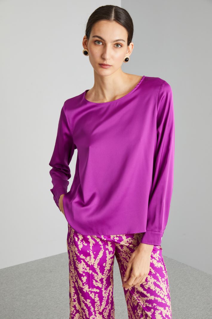 Satin blouse with slits Intrend - 3