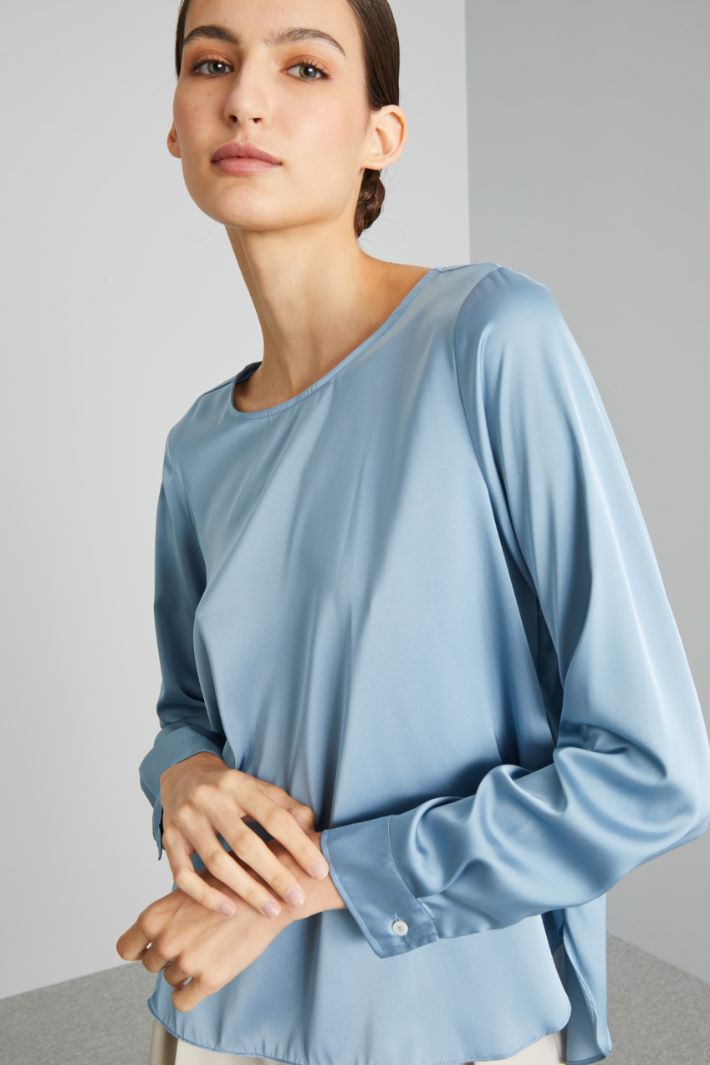 Satin blouse with slits Intrend - 4