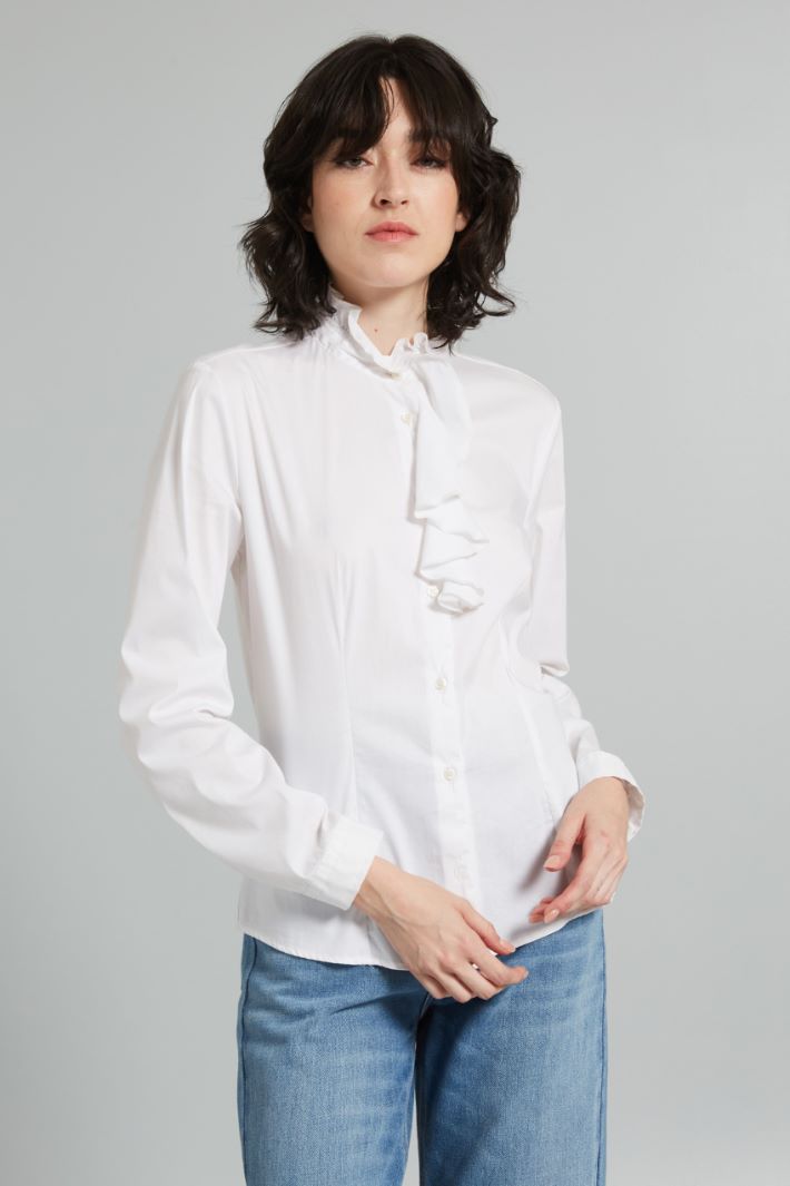 Semi-fitted ruched shirt Intrend - 3