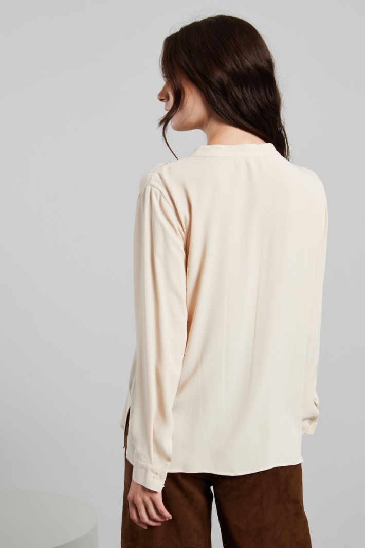 Blouse with slits Intrend - 2