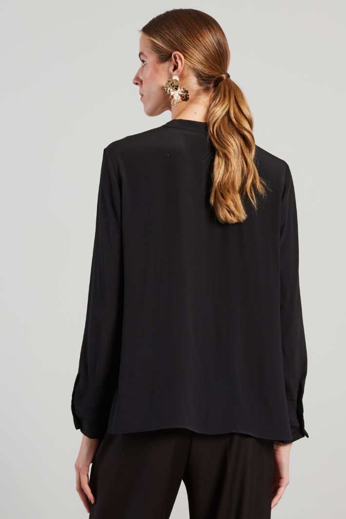 Blusa con spacchetti Intrend - 2