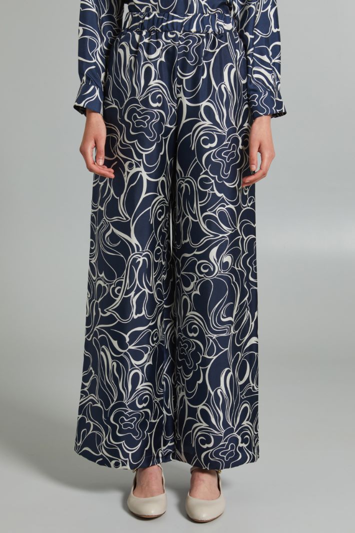 Pantalones fluidos de seda Intrend - 3