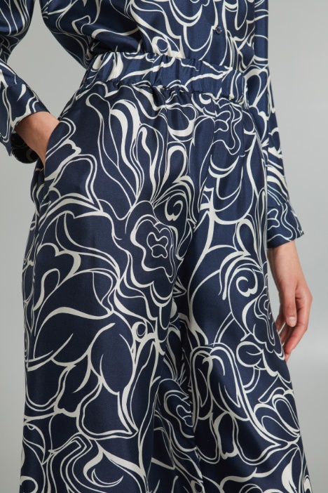 Pantaloni fluidi in seta