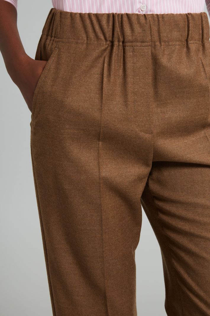 Trousers with elastic insert Intrend - 4