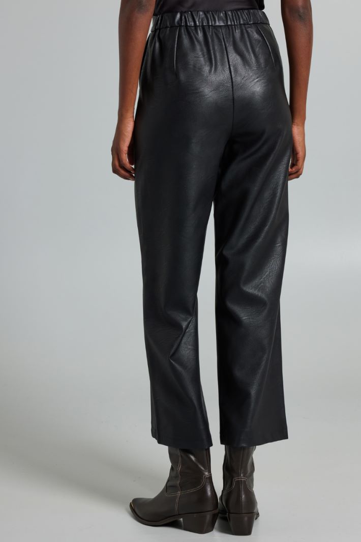 Faux-leather trousers Intrend - 2