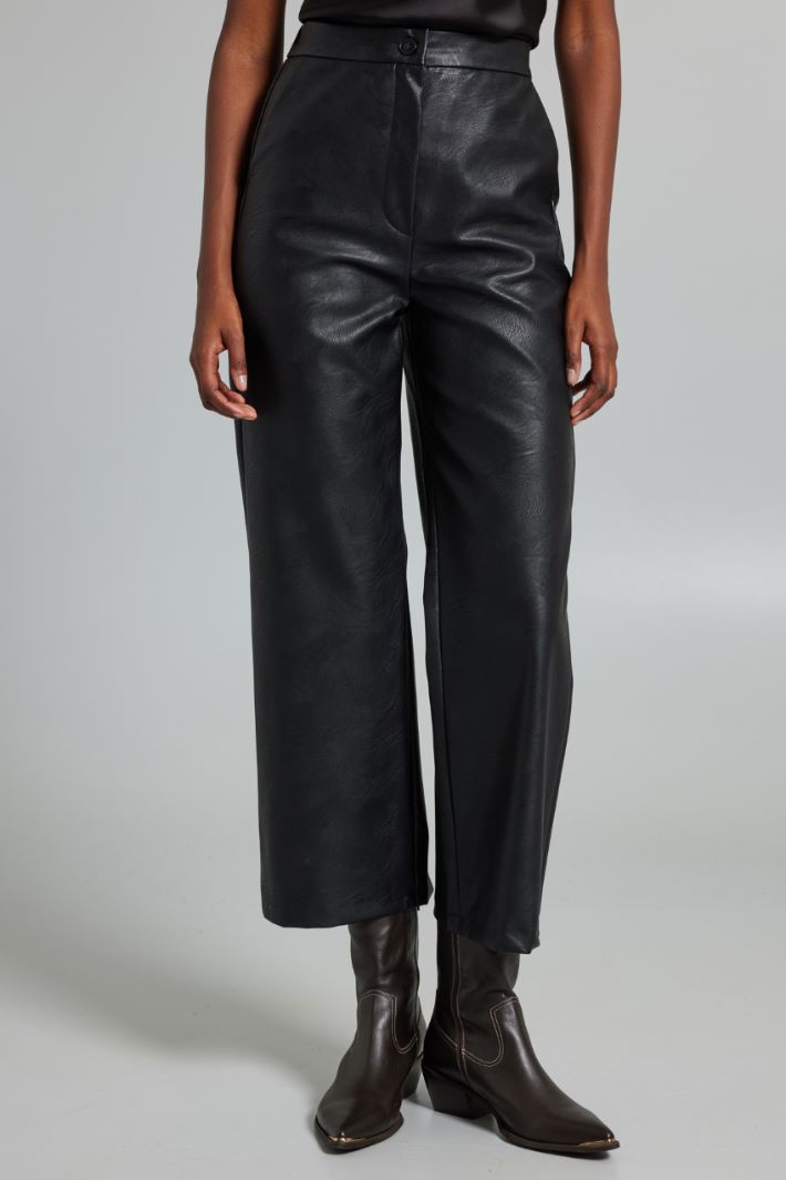 Faux-leather trousers Intrend - 3