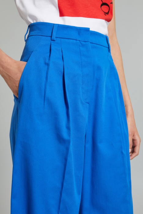 Pantaloni svasati in tricotina