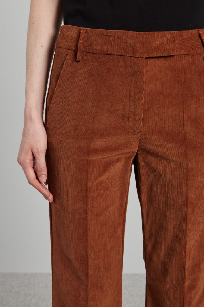 Turn-up velvet trousers Intrend - 3