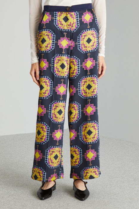 Pantaloni morbidi in twill