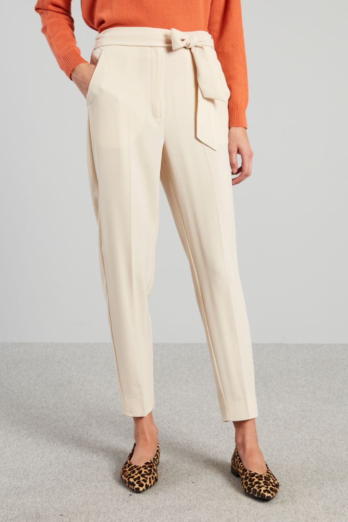 High-waisted trousers Intrend - 3