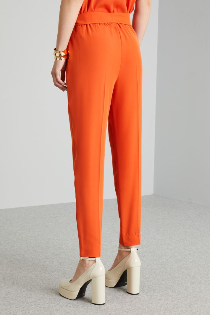 High-waisted trousers Intrend - 3