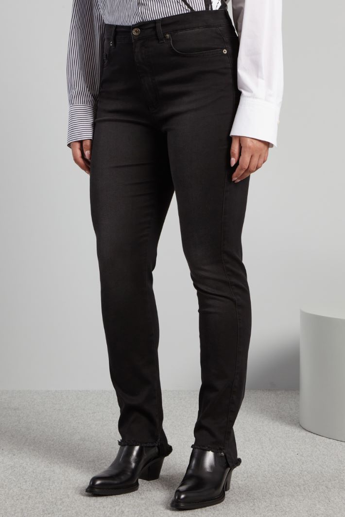 Jeans with asymmetric hem Intrend - 3