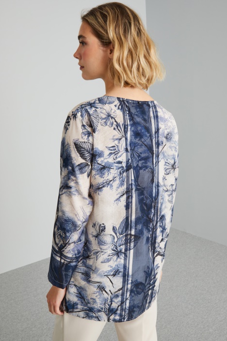 Blusa in crépe stampata