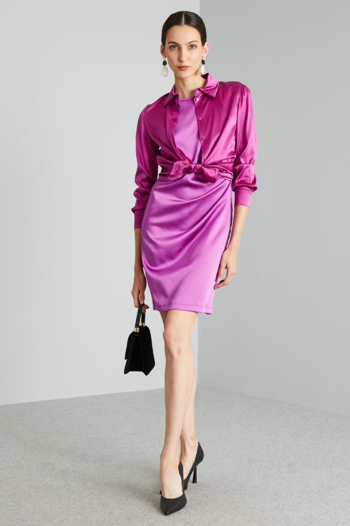 Short satin sheath dress Intrend