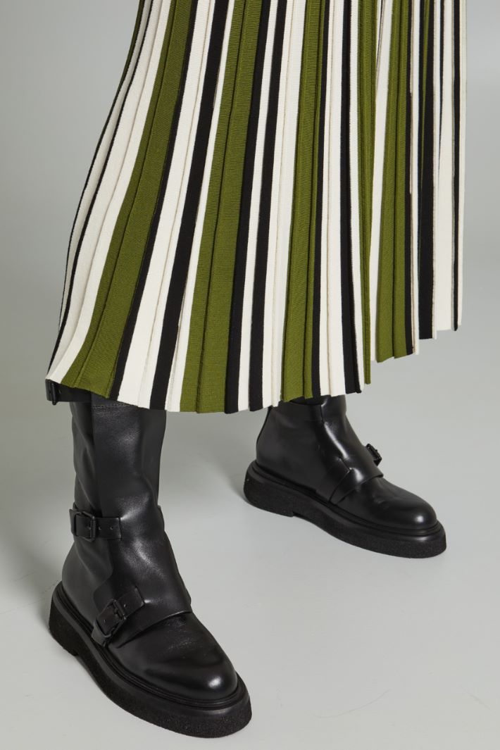 Pleated skirt in stretch yarn Intrend - 3