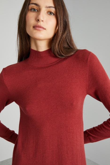 Abito svasato in maglia