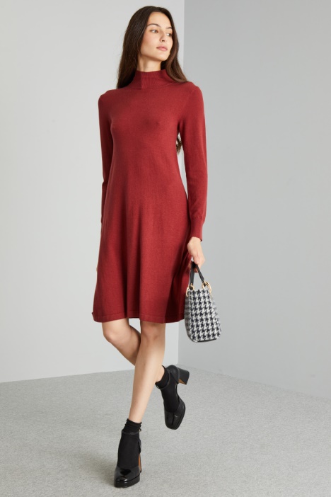 Flared knit dress Intrend