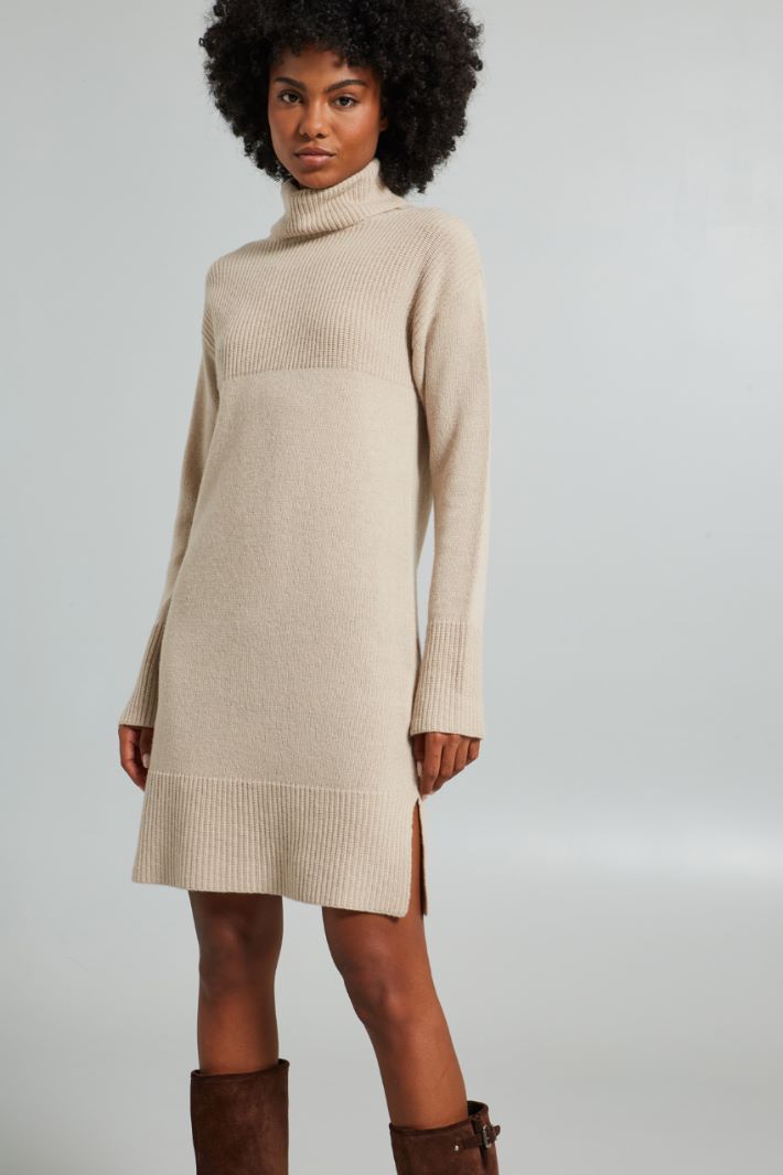 High neck knit dress Intrend - 3