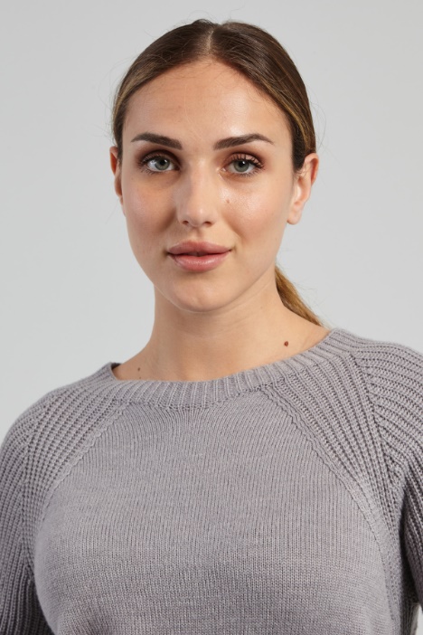 Maglia in lana con spacchetti