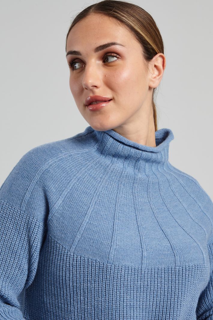 Crater neck sweater Intrend - 4