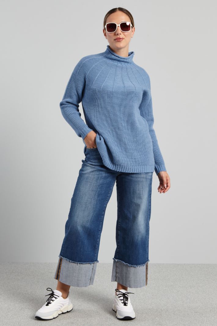 Crater neck sweater Intrend