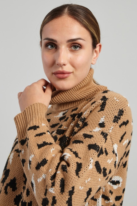 Maglia jacquard a collo alto