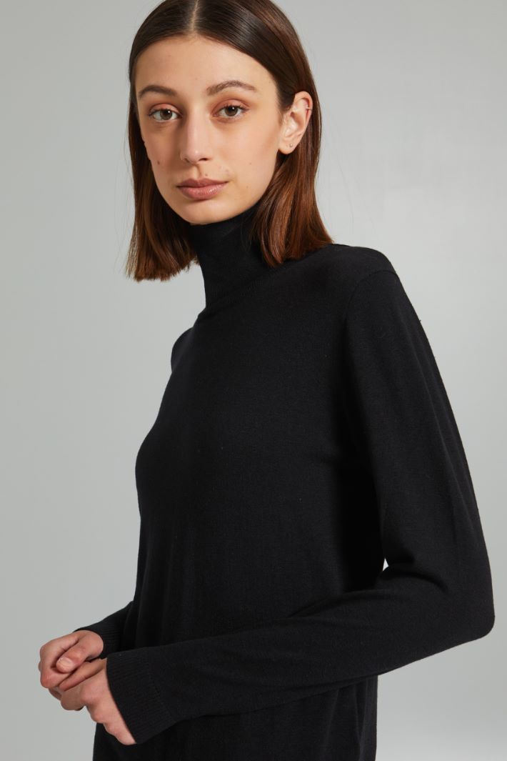 Silk and wool yarn turtleneck sweater Intrend - 4