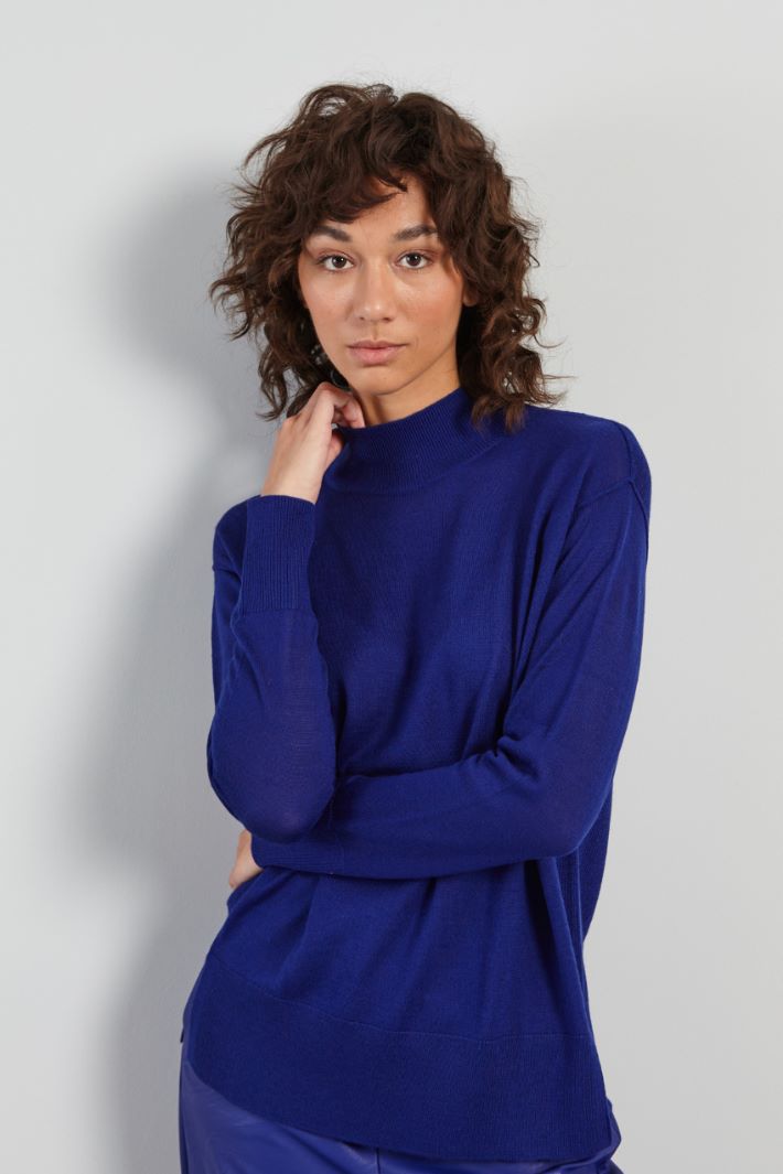 High-neck sweater with slits Intrend - 3