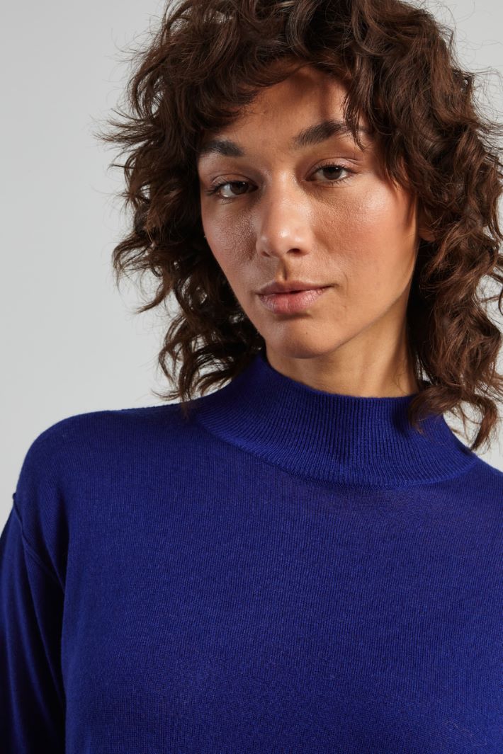 High-neck sweater with slits Intrend - 4