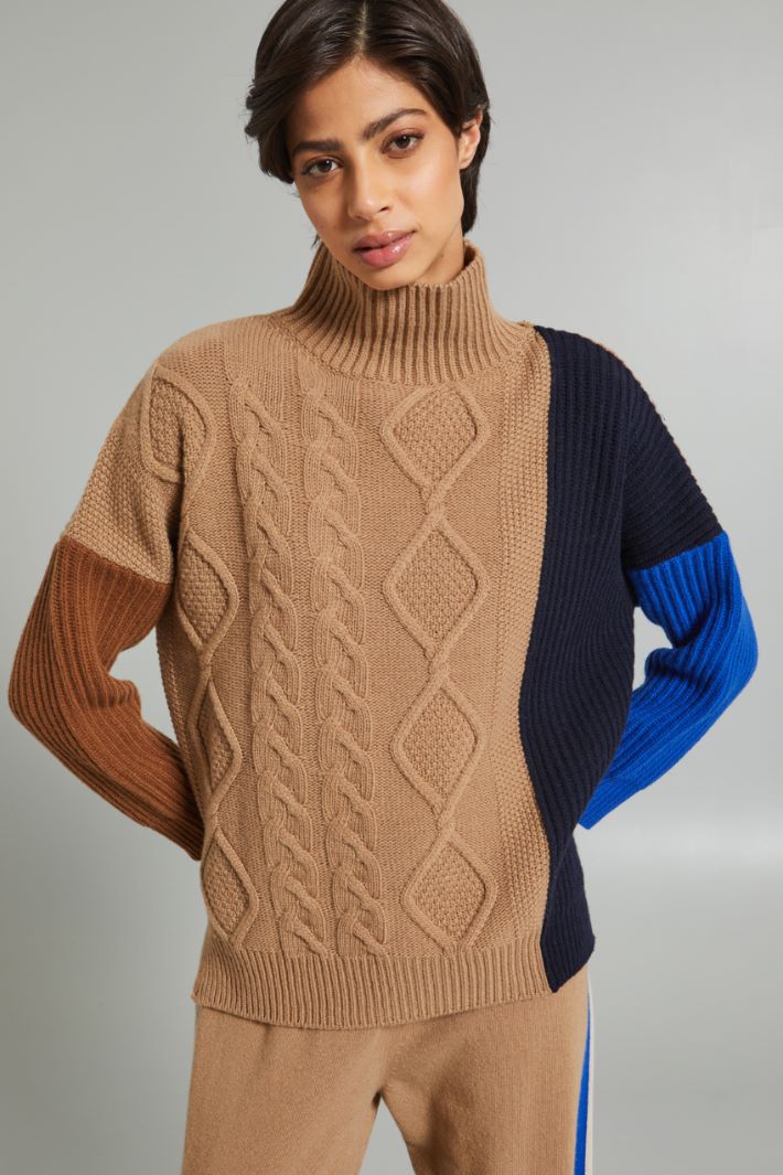 Sweater with breaded knit front Intrend - 3