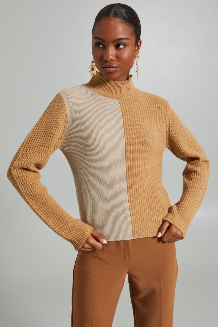 High-neck sweater Intrend - 3