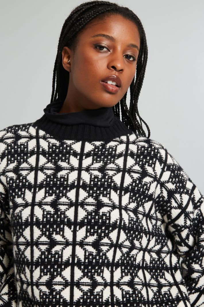 Jacquard wool yarn sweater Intrend - 4