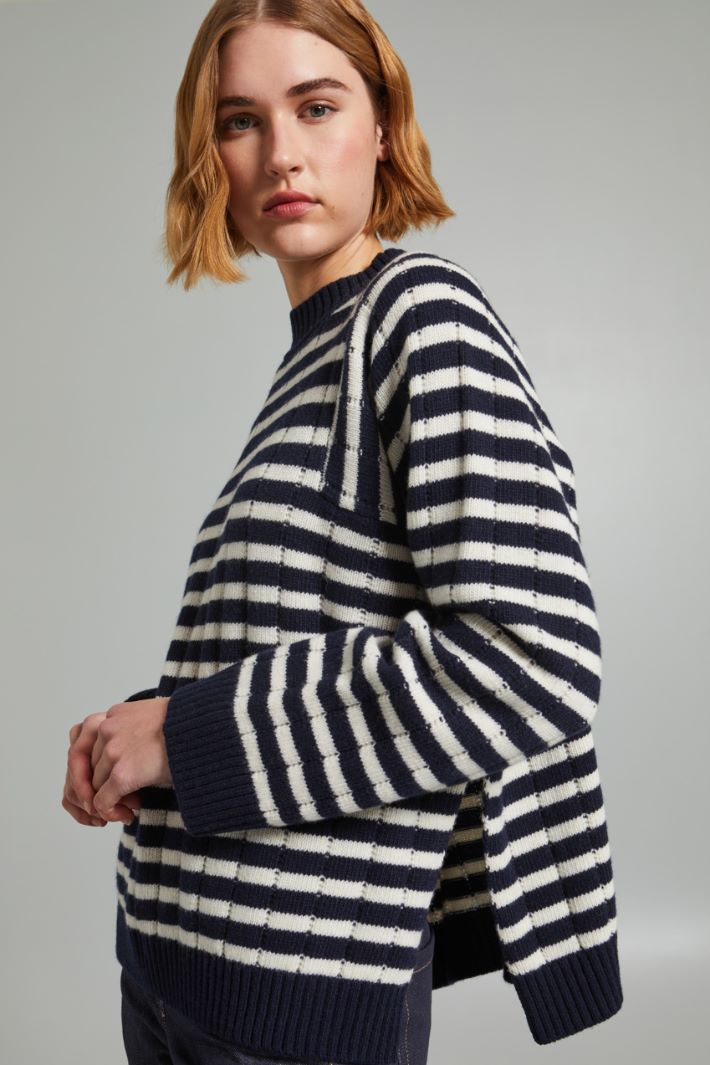 Oversized inlaid sweater Intrend - 4