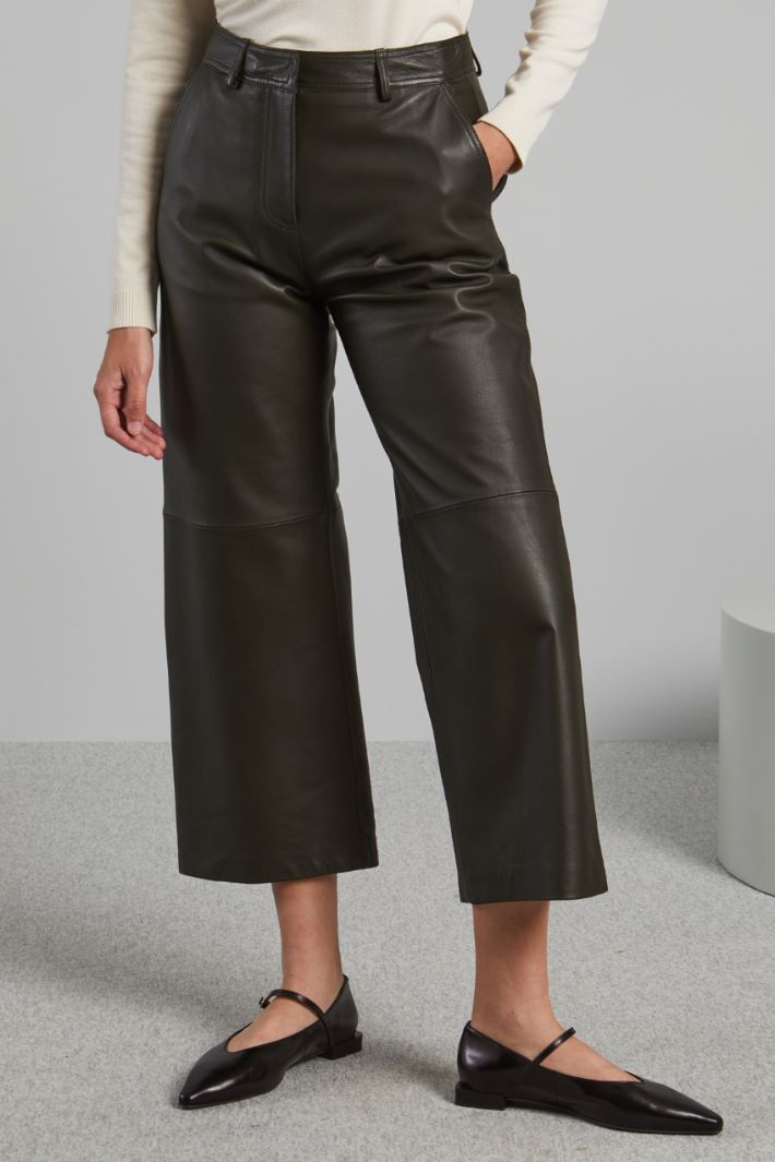 Crop leather trousers Intrend - 3