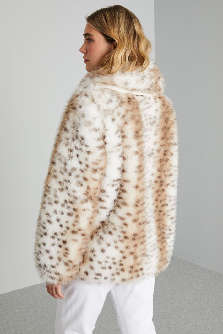 Fur-effect jacket Intrend - 2