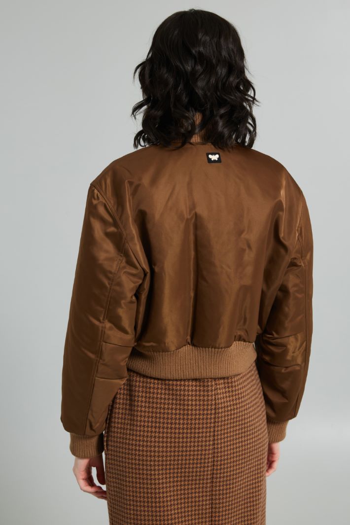 Short water-repellent fabric bomber jacket Intrend - 2