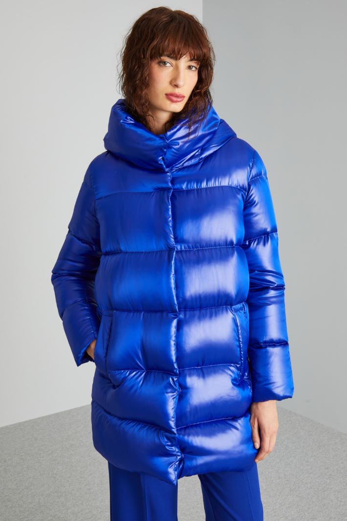 Hooded satin down jacket Intrend - 3