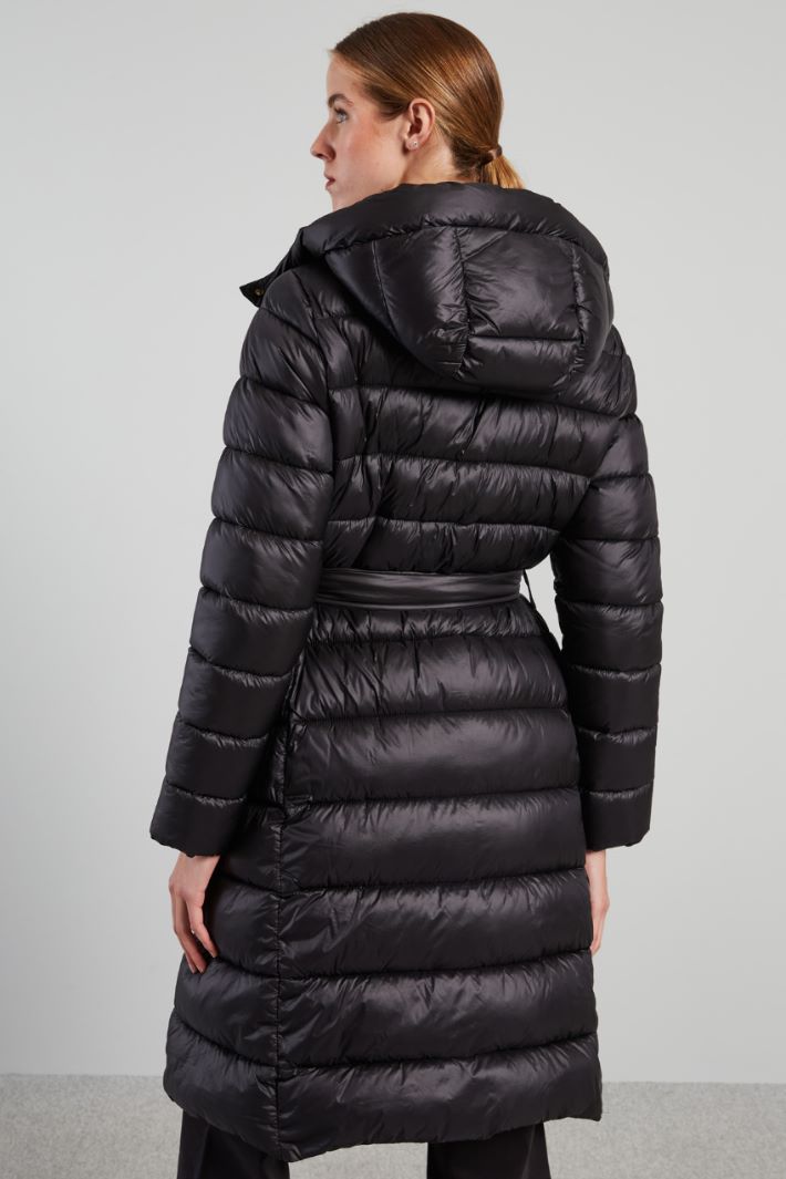 Long belted padded jacket Intrend - 2